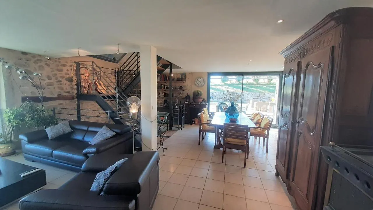 La Grange Bonal Apartment Saint-Laurent-du-Pont Homestay