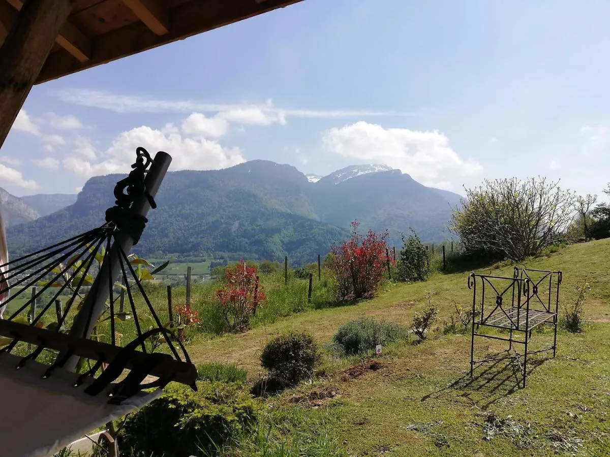La Grange Bonal Apartment Saint-Laurent-du-Pont Homestay